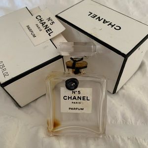 Vintage Chanel N•5 empty perfume bottle 7.5ml with box